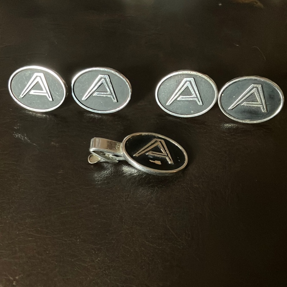 Hickok A Cufflinks and Tie Clip